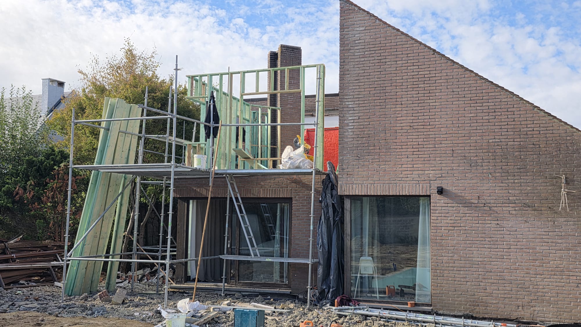 Semal — façade arrière en chantier